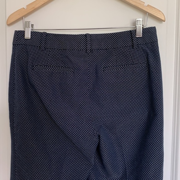 Talbots Women’s Newport Patterned Dress Pants Navy 6 - Picture 5 of 7
